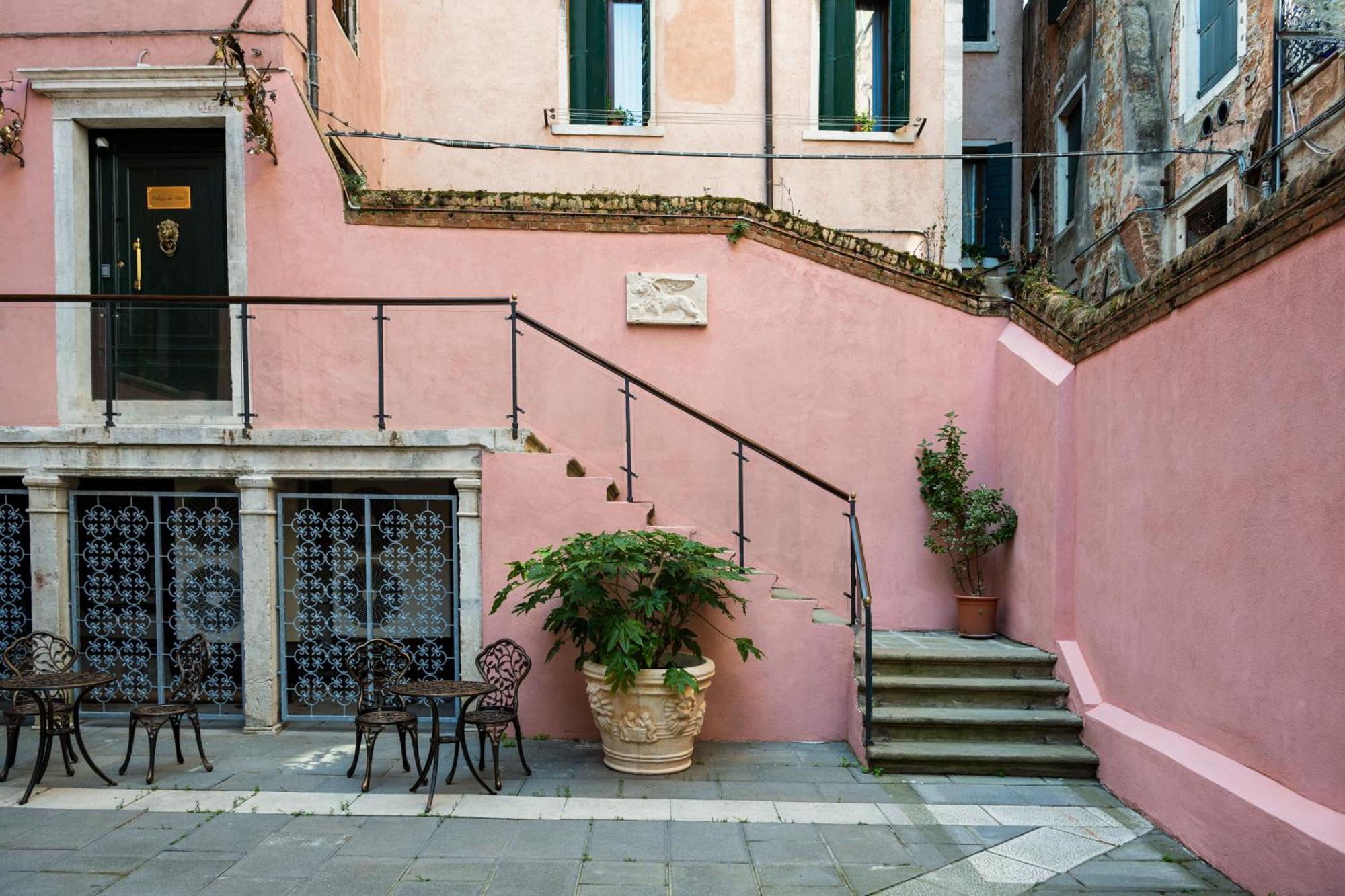 Palazzo Dei Mori Hotel Venice Exterior photo